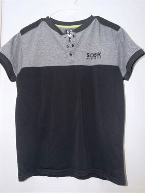 Boys' Short Sleeve Colorblock Henley Tee - Gray & Black